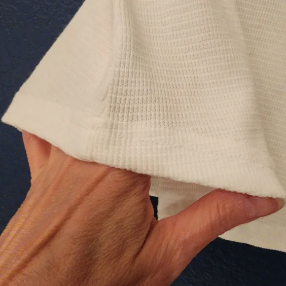 MONROW Baby Thermal Loose Henley Tank In White Size Medium - Picture 8 of 9